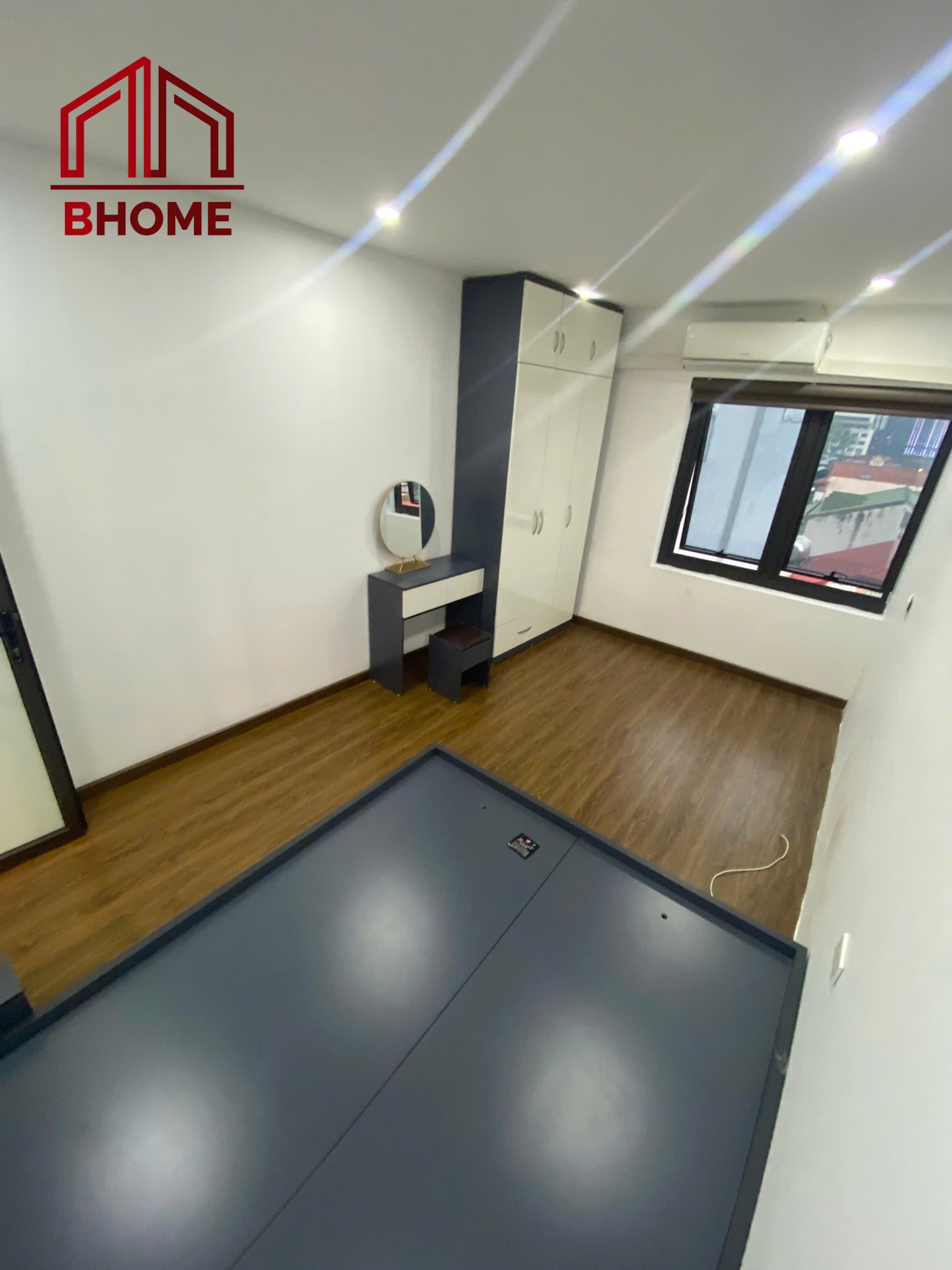 Căn hộ 2 Ngủ 1 Khách 70m2 tại Tầng 7 — ảnh 2