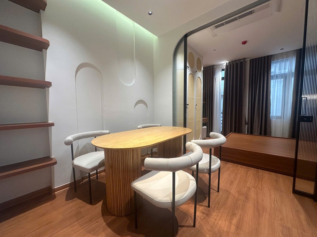 Căn hộ 1 Ngủ 1 Khách 40m2 tại Tầng 2 — ảnh 1