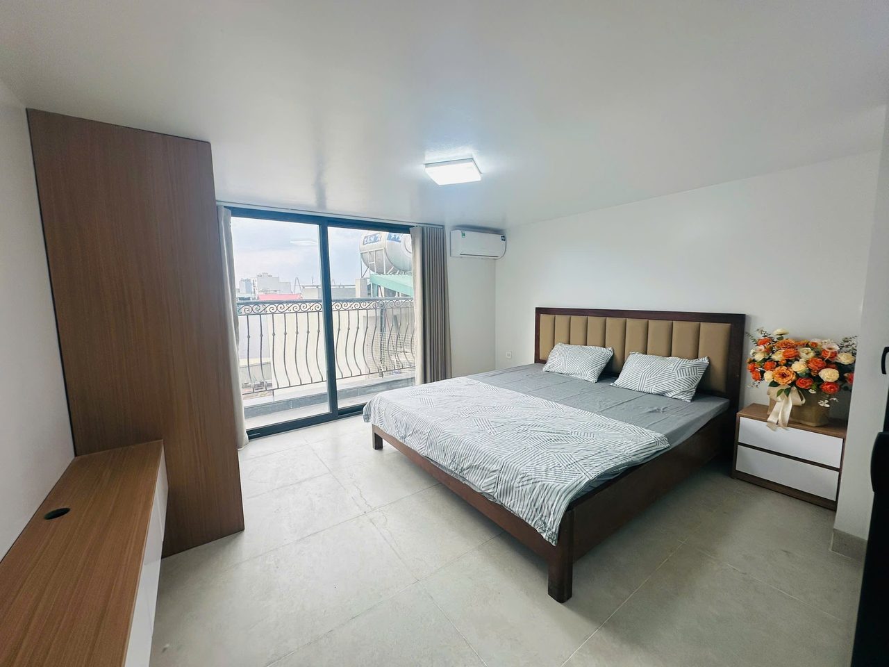 Căn hộ 2 Ngủ 1 Khách 55m2 tại Tầng 3 — ảnh 1