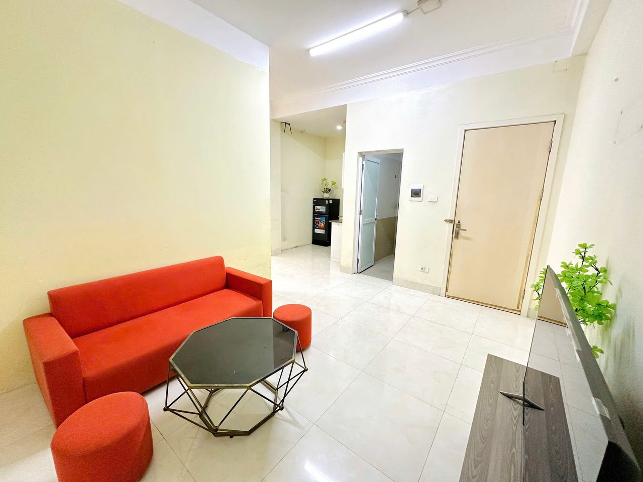 Căn hộ 1 Ngủ 1 Khách 45m2 tại Tầng 3 — ảnh 1