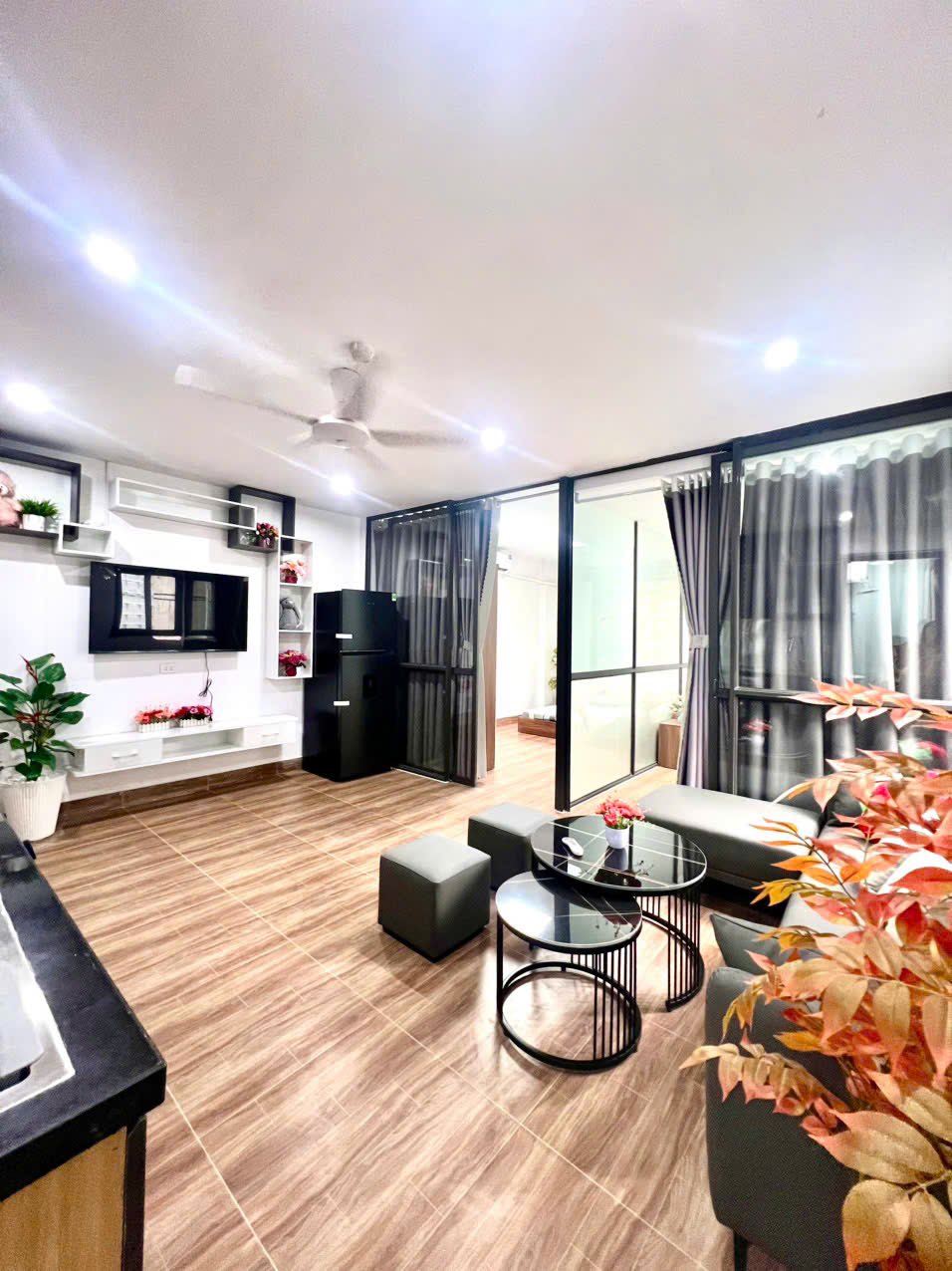 Căn hộ 2 Ngủ 1 Khách 70m2 tại Tầng 2 — ảnh 1