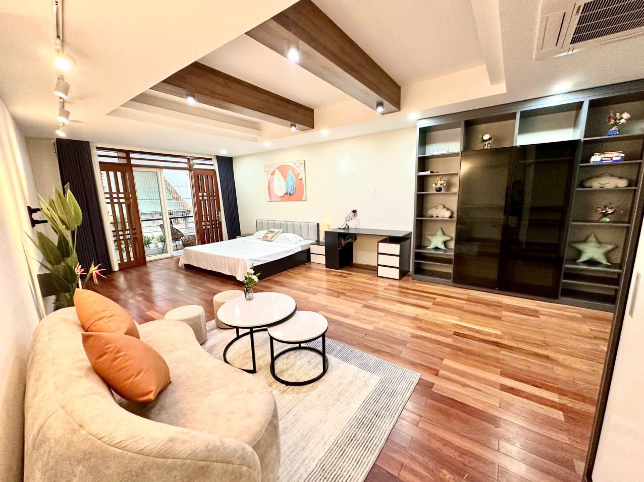 Căn hộ Studio 80m2 tại Tầng 2 — ảnh 1
