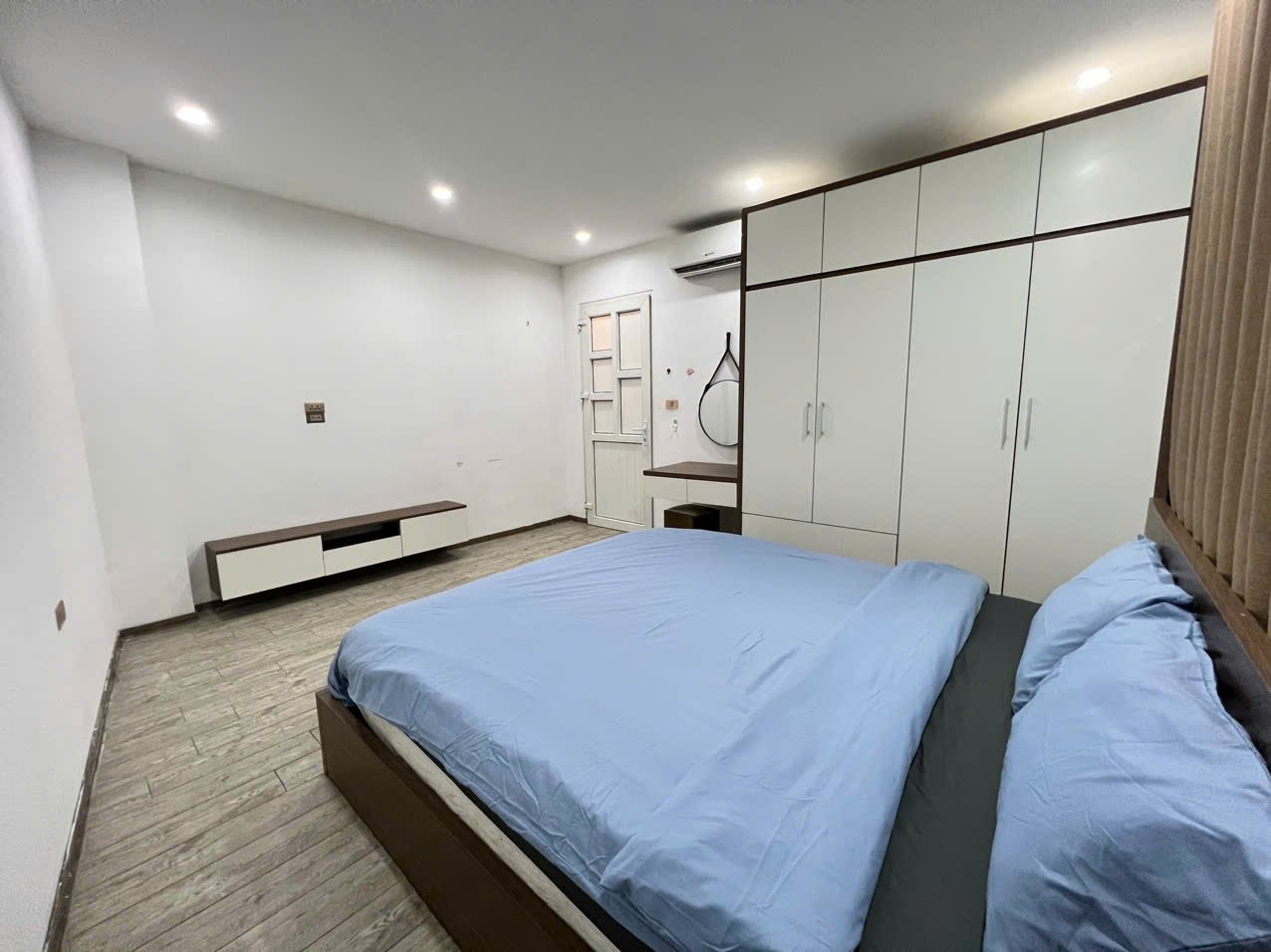 Căn hộ 1 Ngủ 1 Khách 45m2 tại Tầng 3 — ảnh 2