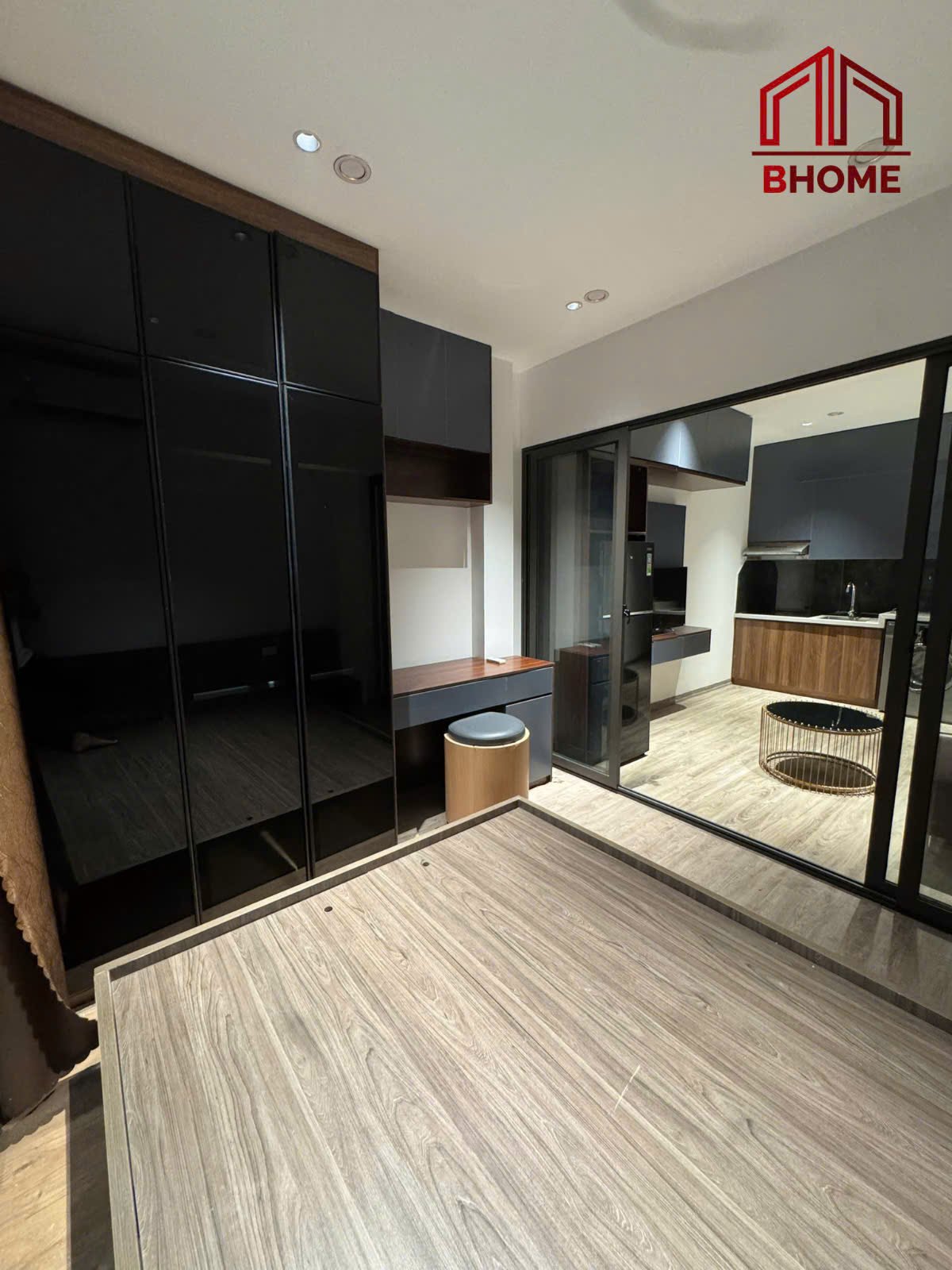 Căn hộ 1 Ngủ 1 Khách 40m2 tại Tầng 3 — ảnh 2