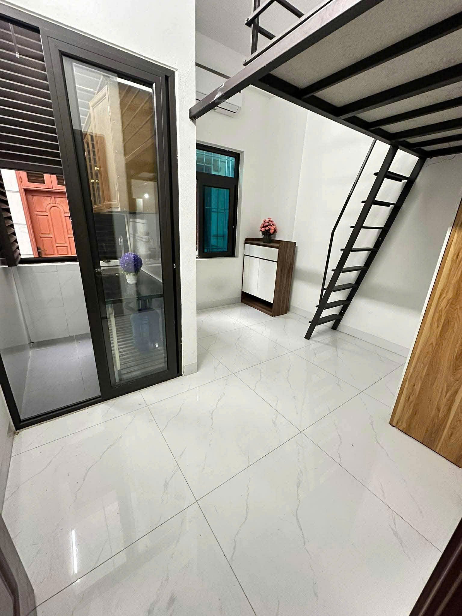 Căn hộ Studio 20m2 tại Tầng 3 — ảnh 1