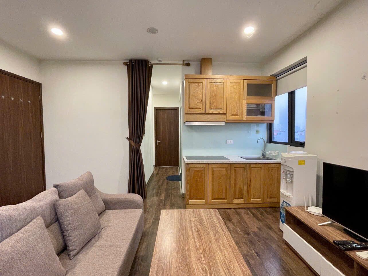 Căn hộ 2 Ngủ 1 Khách 70m2 tại Tầng 9 — ảnh 1