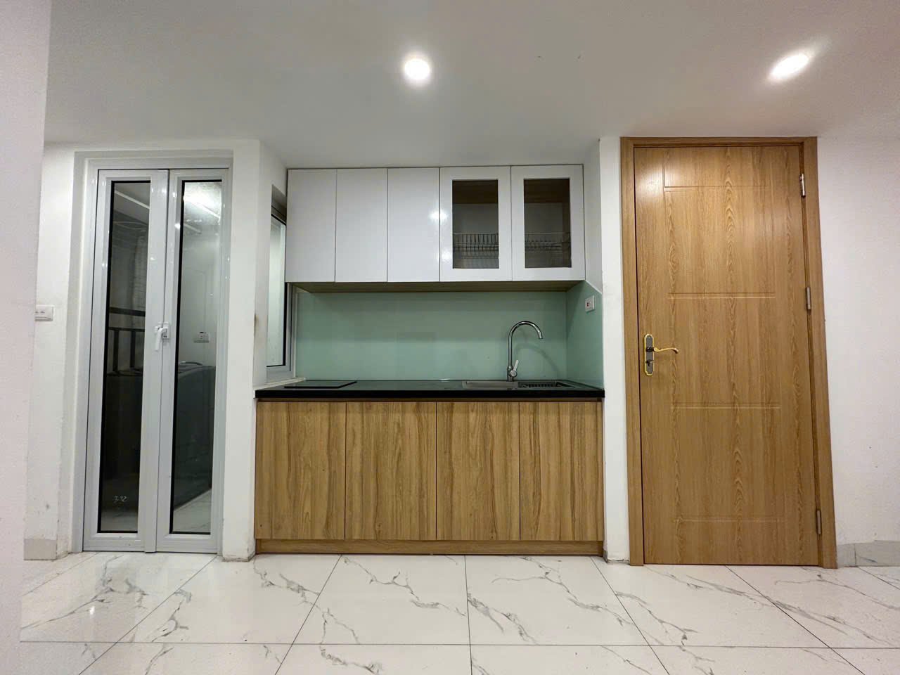 Căn hộ 2 Ngủ 1 Khách 50m2 tại Tầng 4 — ảnh 2
