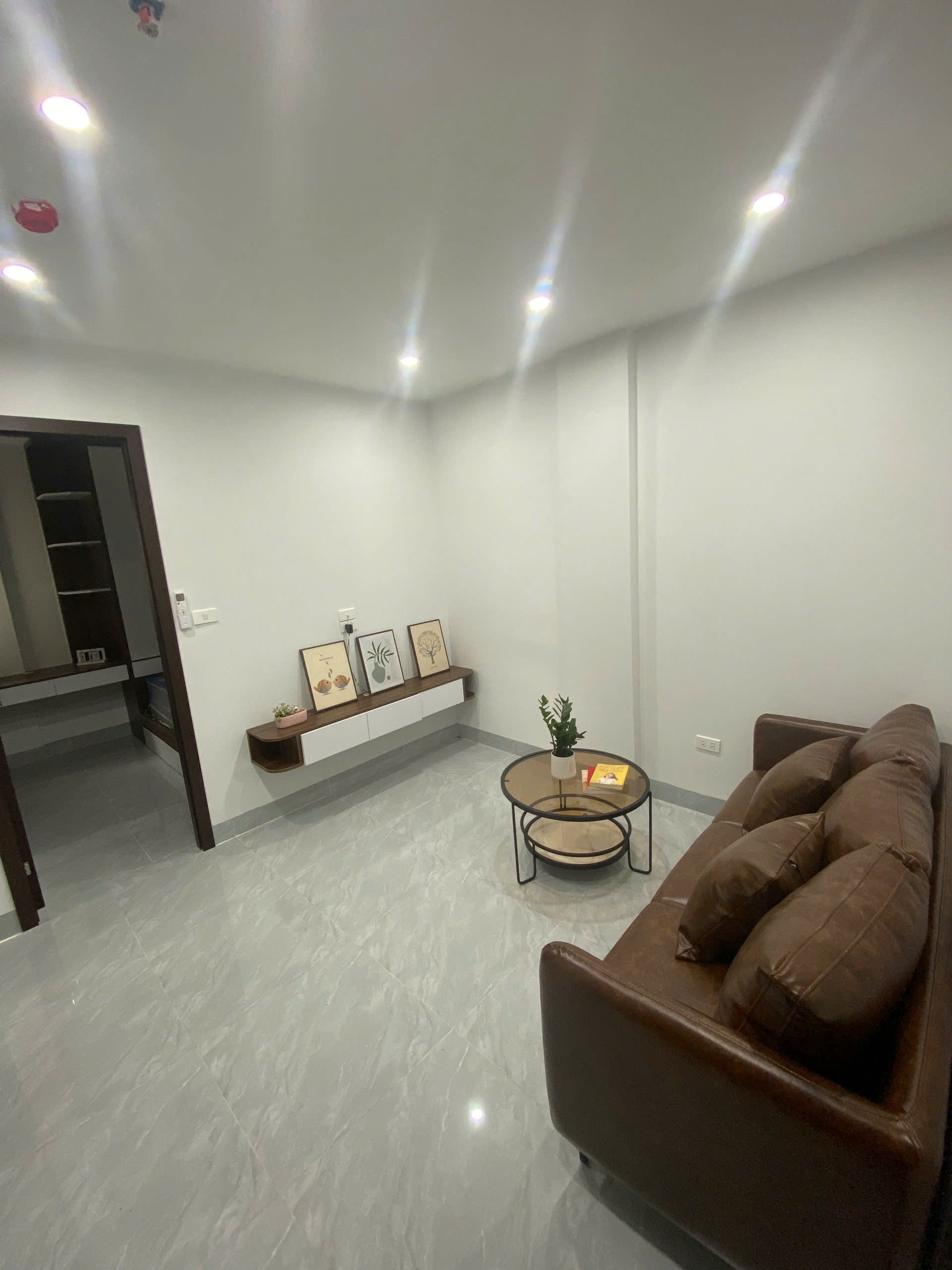 Căn hộ 2 Ngủ 1 Khách 50m2 tại Tầng 7 — ảnh 2