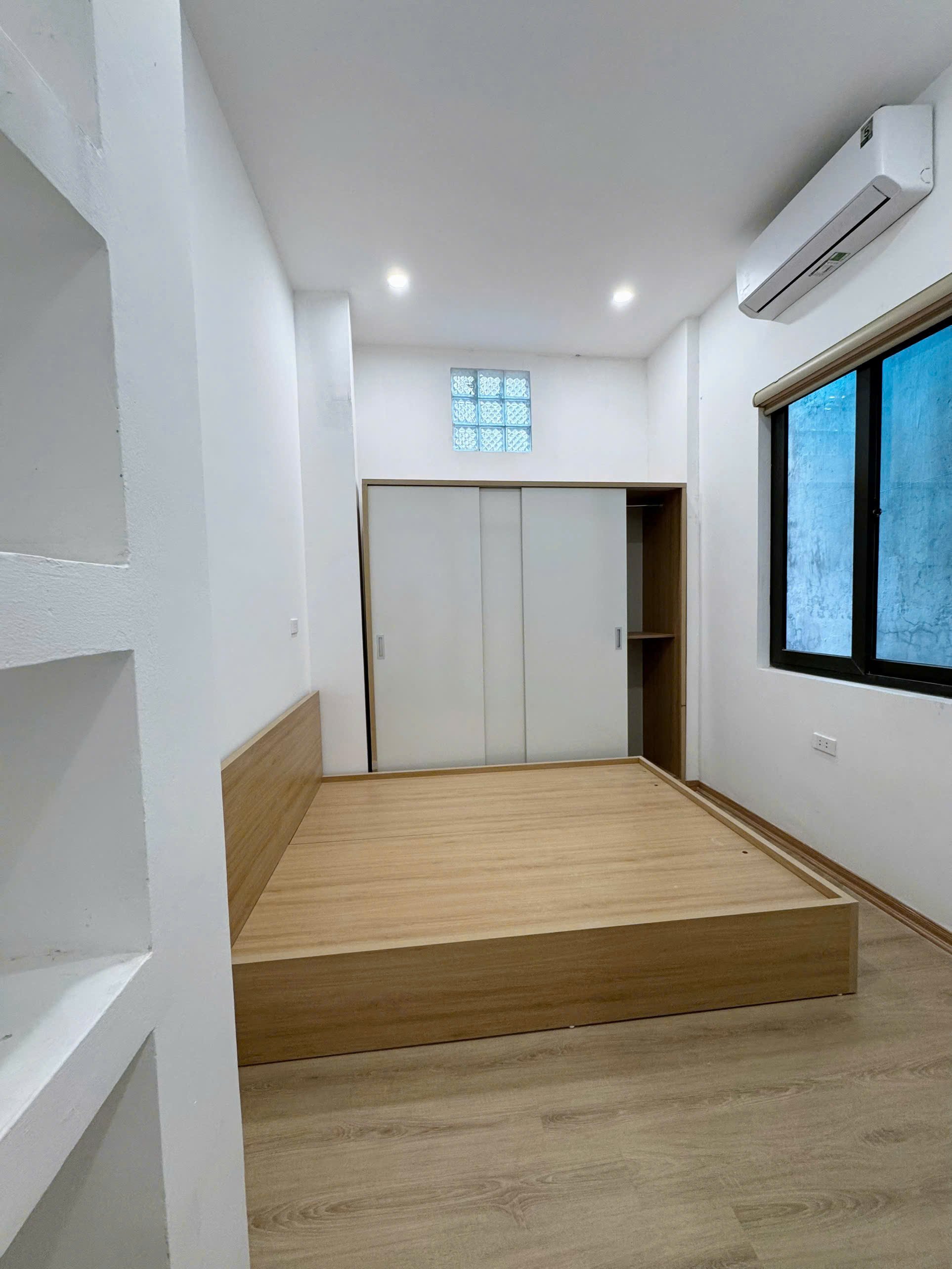 Căn hộ 1 Ngủ 1 Khách 38m2 tại Tầng 3 — ảnh 2
