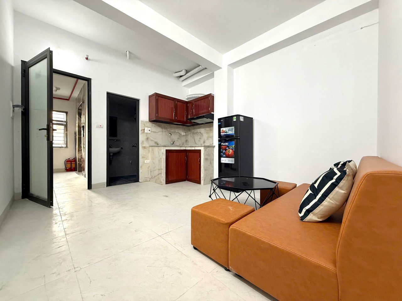 Căn hộ 1 Ngủ 1 Khách 35m2 tại Tầng 3 — ảnh 1
