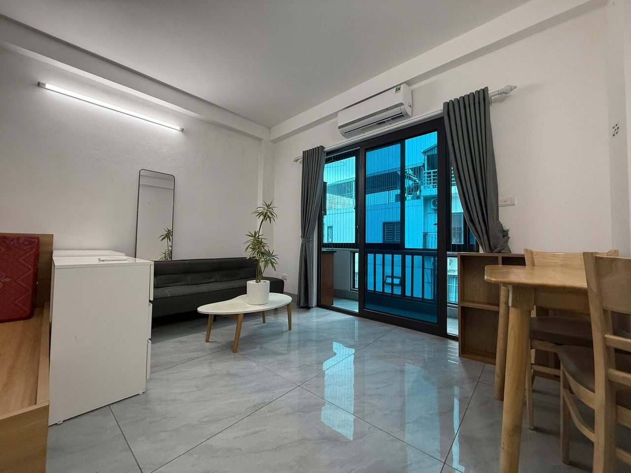 Căn hộ 1 Ngủ 1 Khách 35m2 tại Tầng 5 — ảnh 1