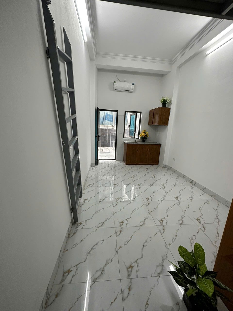 Căn hộ Studio 20m2 tại Tầng 5 — ảnh 1