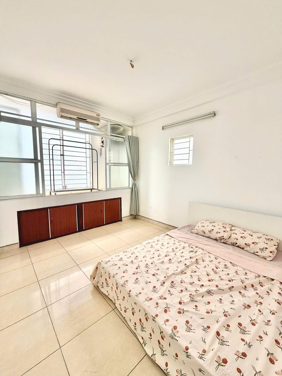 Căn hộ 1 Ngủ 1 Khách 52m2 tại Tầng 4 — ảnh 2