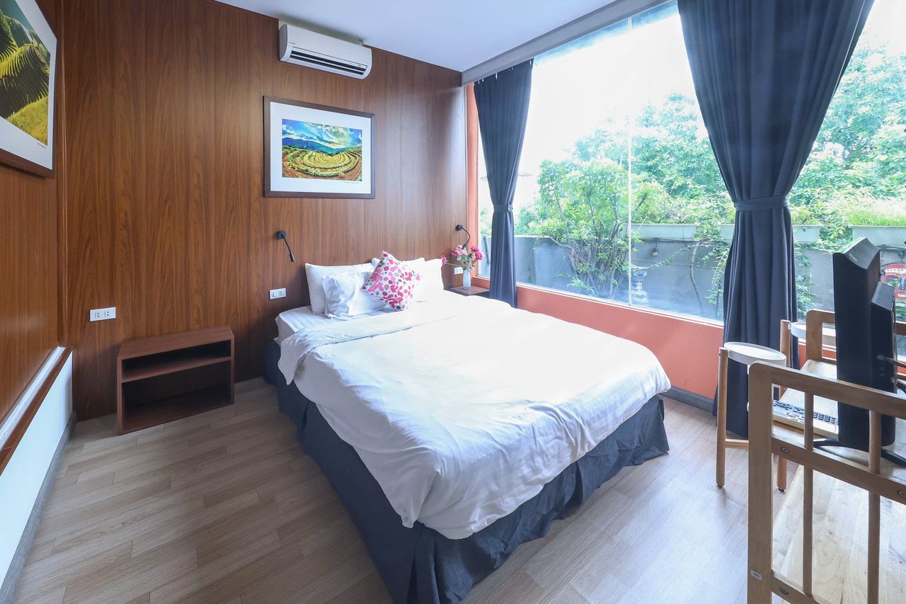 Căn hộ 2 Ngủ 1 Khách 80m2 tại Tầng 6 — ảnh 1