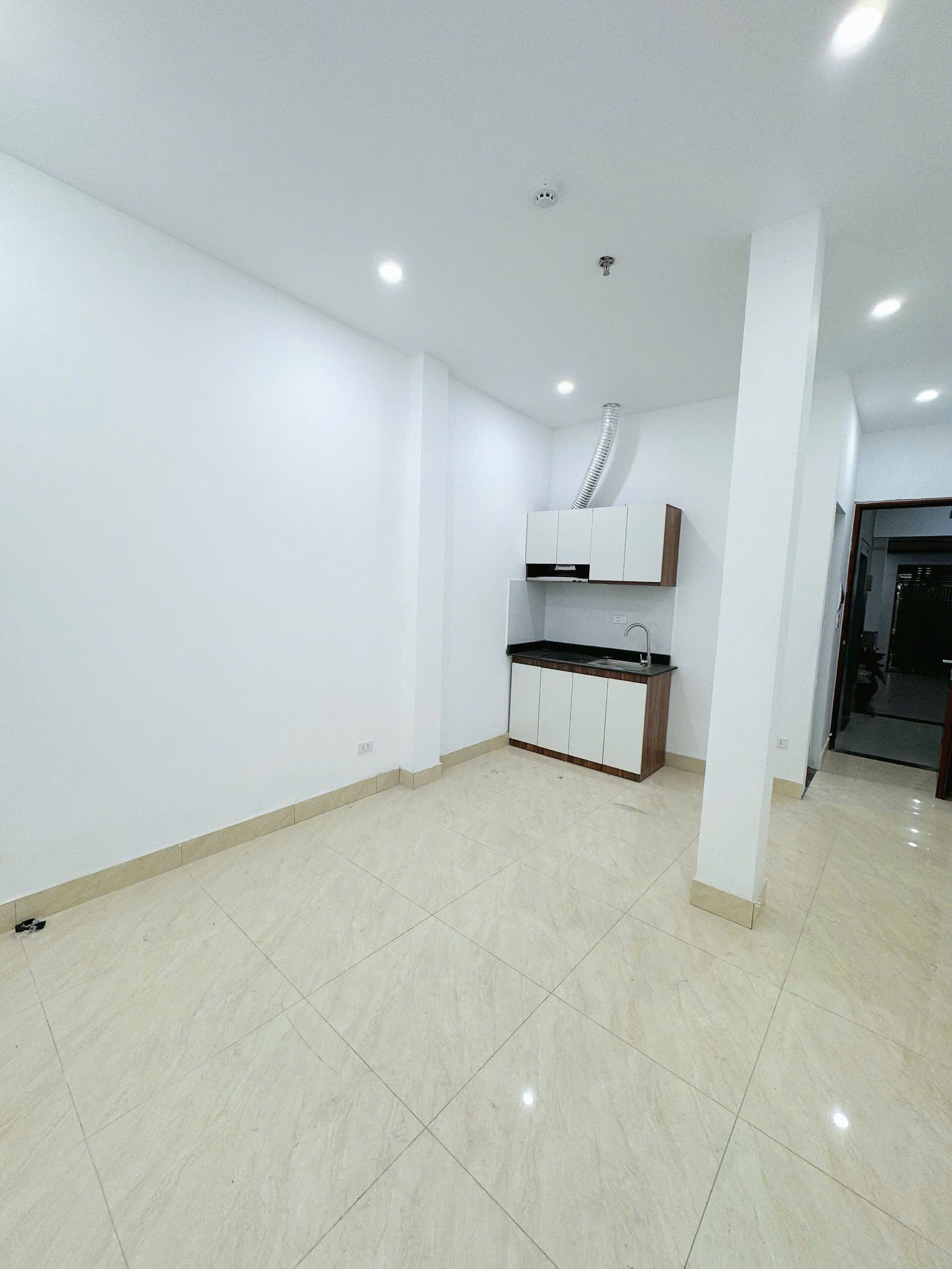 Căn hộ 1 Ngủ 1 Khách 35m2 tại Tầng 1 — ảnh 1