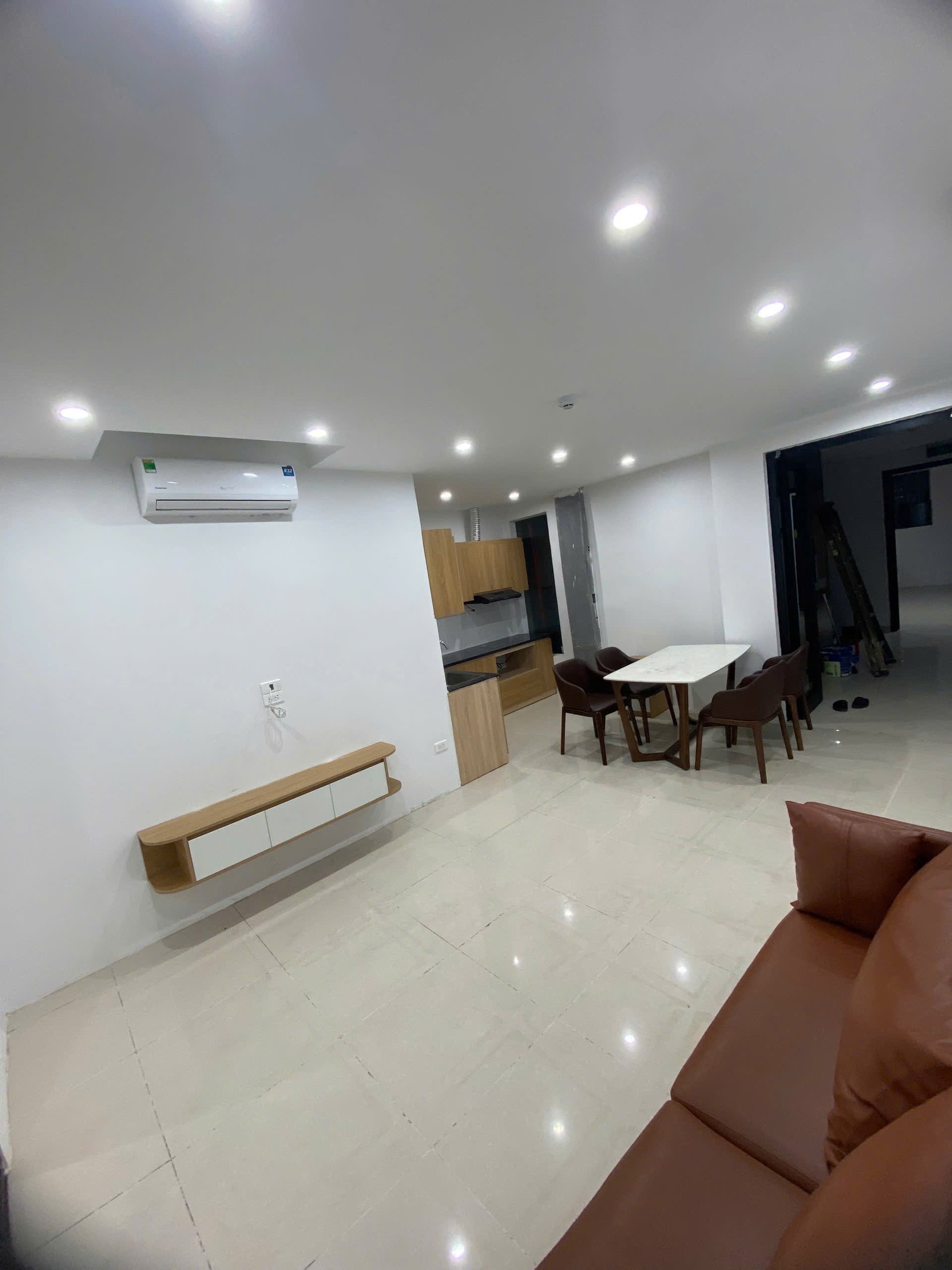 Căn hộ 1 Ngủ 1 Khách 50m2 tại Tầng 2 — ảnh 1