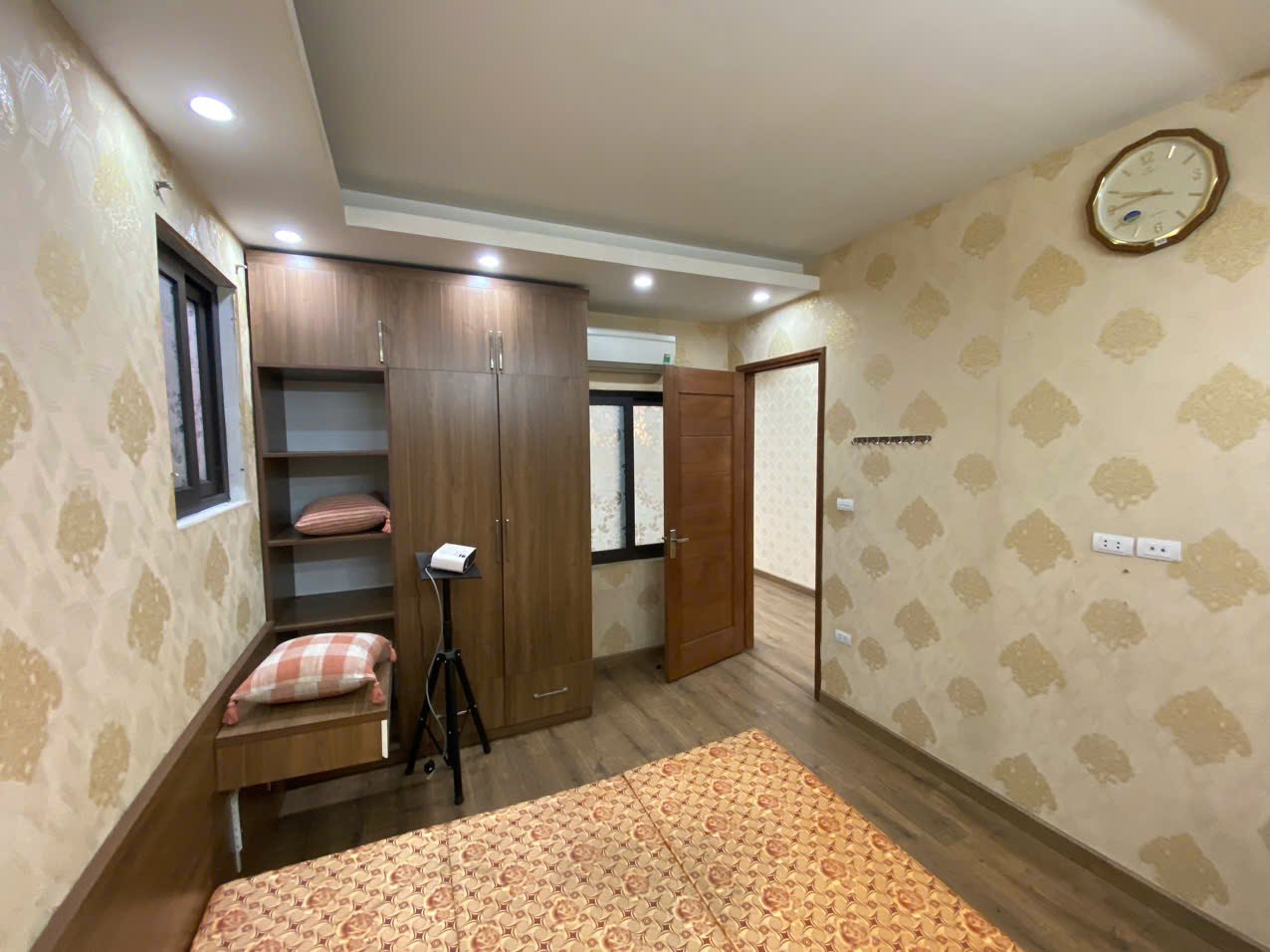 Căn hộ 3+ Ngủ 125m2 tại Tầng 5 — ảnh 1