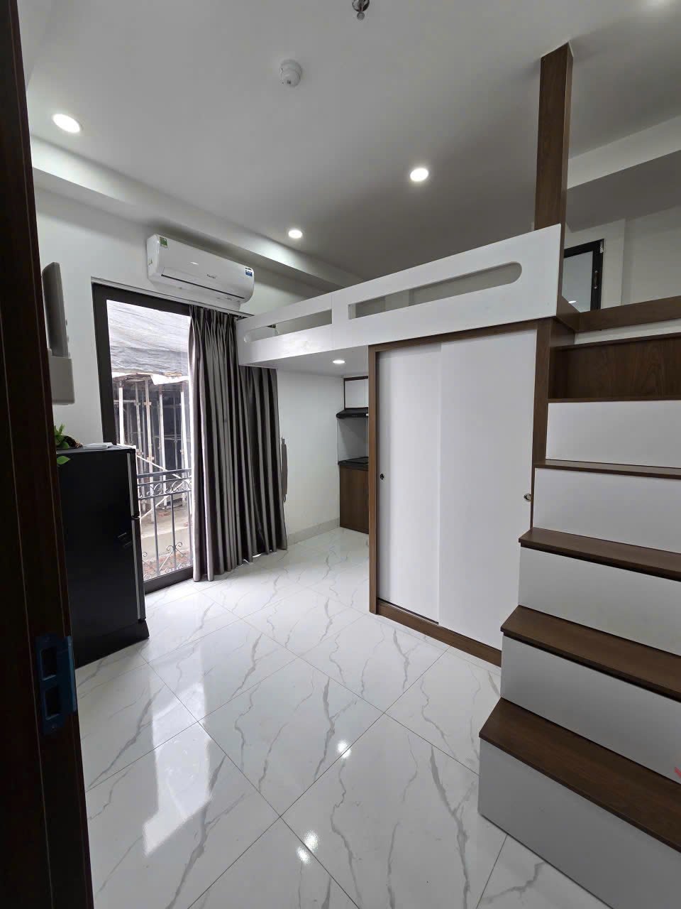 Căn hộ Studio 20m2 tại Tầng 3 — ảnh 1