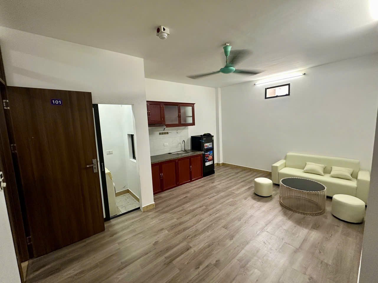 Căn hộ 1 Ngủ 1 Khách 35m2 tại Tầng 3 — ảnh 1