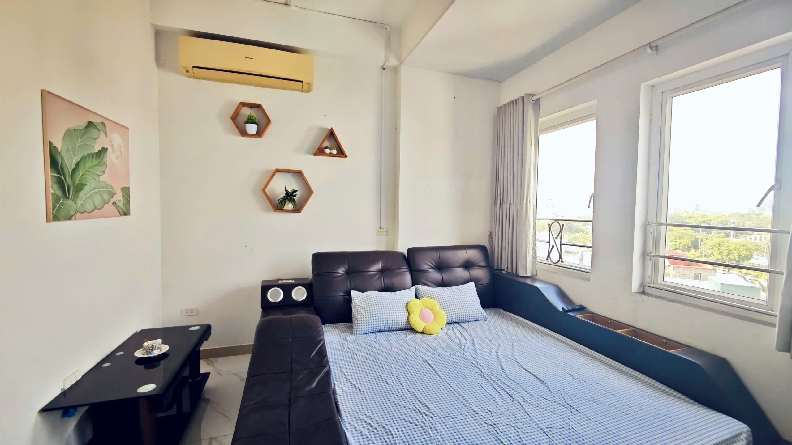 Căn hộ 2 Ngủ 1 Khách 70m2 tại Tầng 8 — ảnh 2