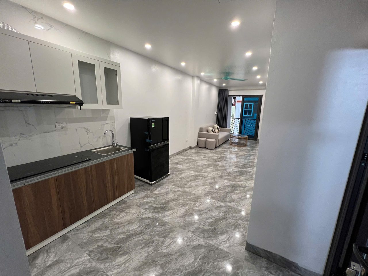 Căn hộ 2 Ngủ 1 Khách 60m2 tại Tầng 7 — ảnh 1