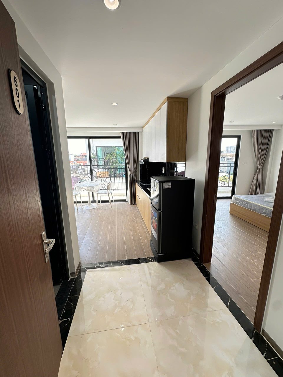 Căn hộ 1 Ngủ 1 Khách 50m2 tại Tầng 6 — ảnh 1