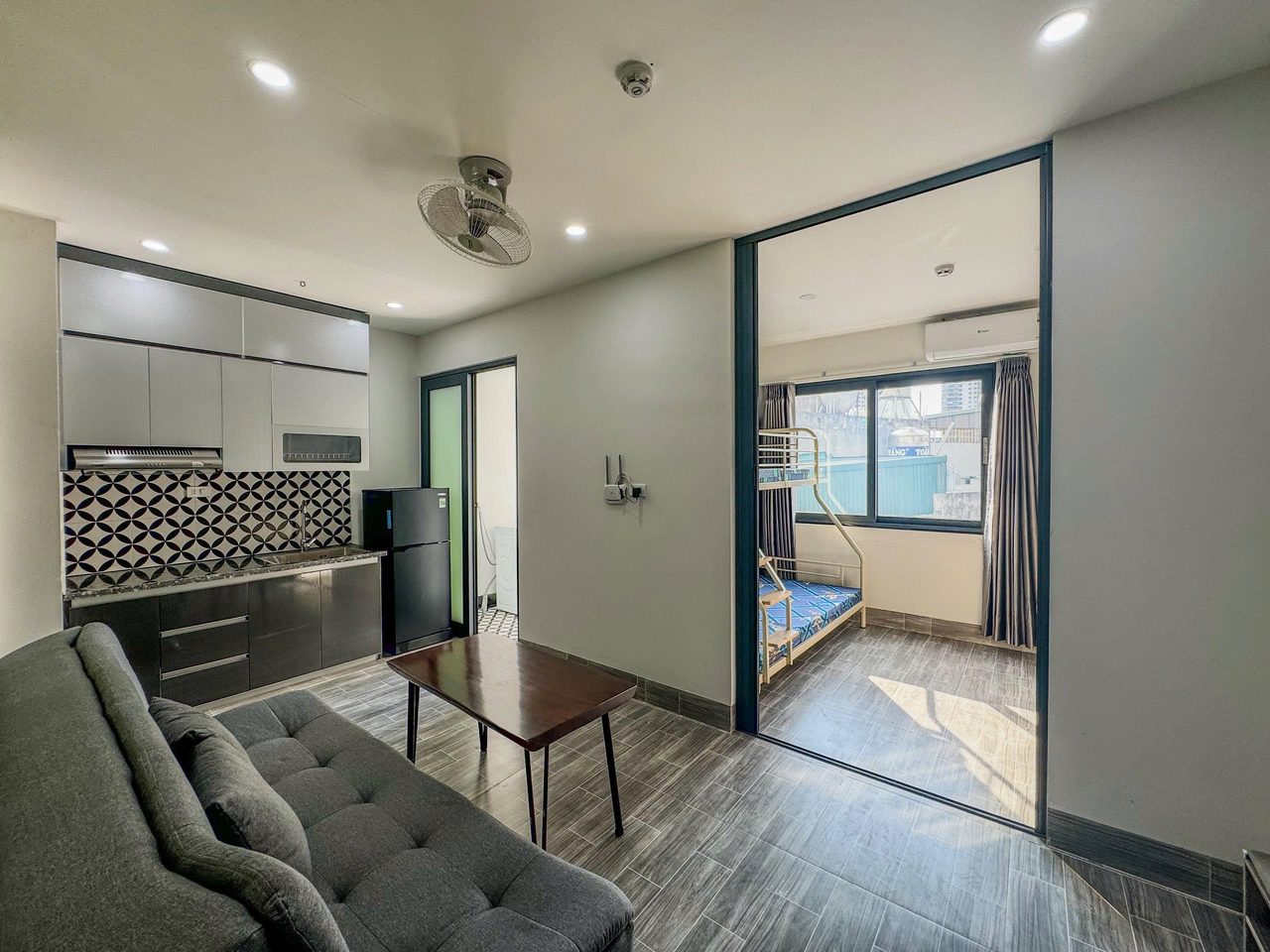 Căn hộ 1 Ngủ 1 Khách 35m2 tại Tầng 5 — ảnh 1