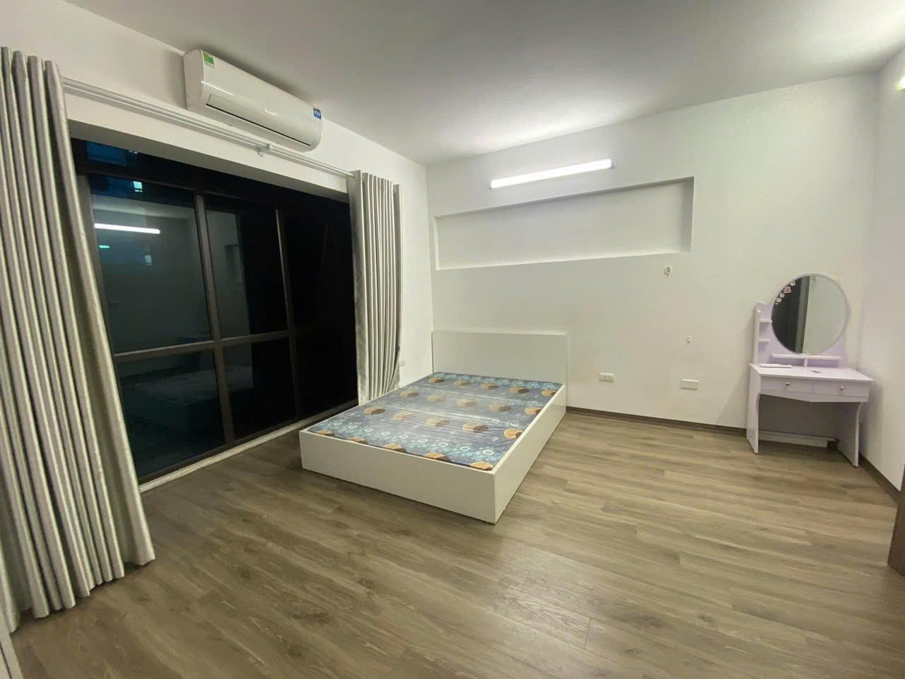 Căn hộ 1 Ngủ 1 Khách 35m2 tại Tầng 2 — ảnh 1