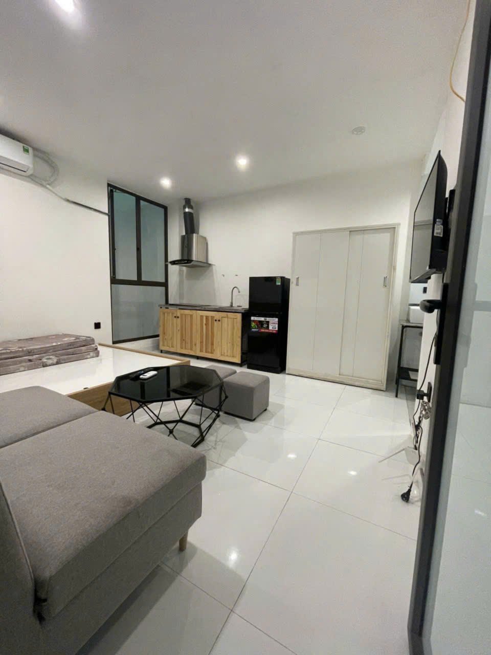 Căn hộ 1 Ngủ 1 Khách 25m2 tại Tầng 3 — ảnh 2