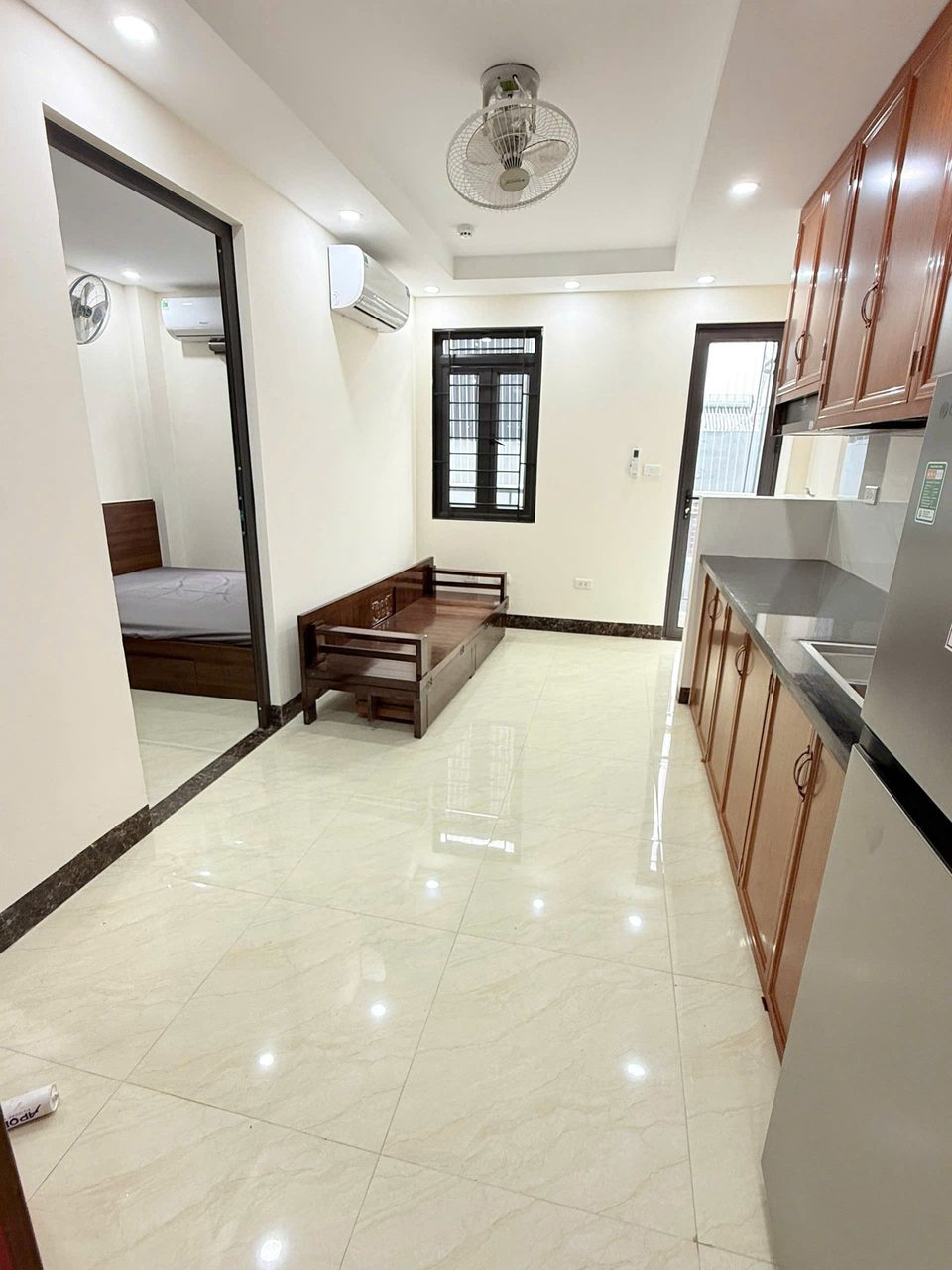 Căn hộ 1 Ngủ 1 Khách 35m2 tại Tầng 3 — ảnh 1