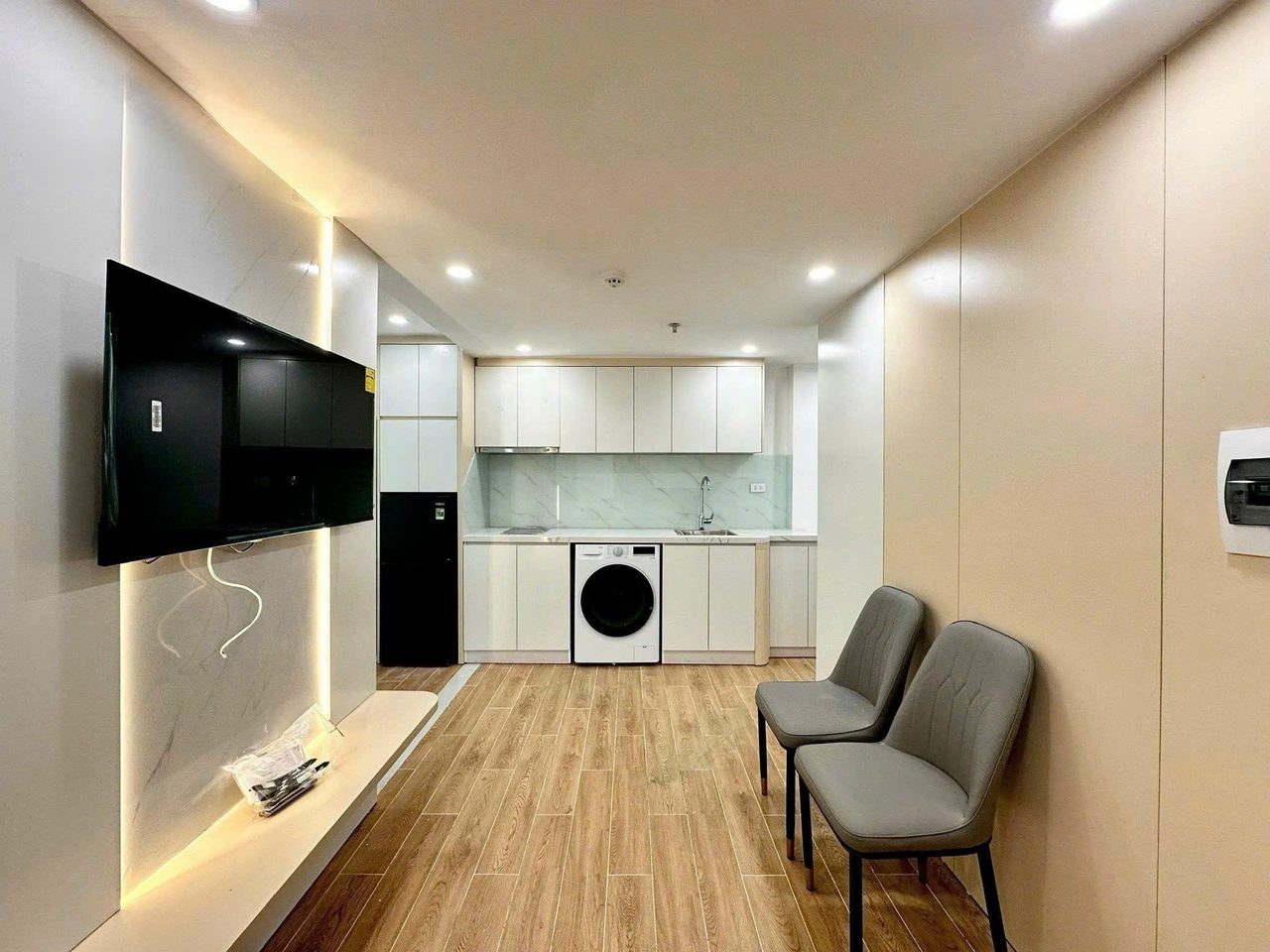 Căn hộ 2 Ngủ 1 Khách 50m2 tại Tầng 2 — ảnh 2