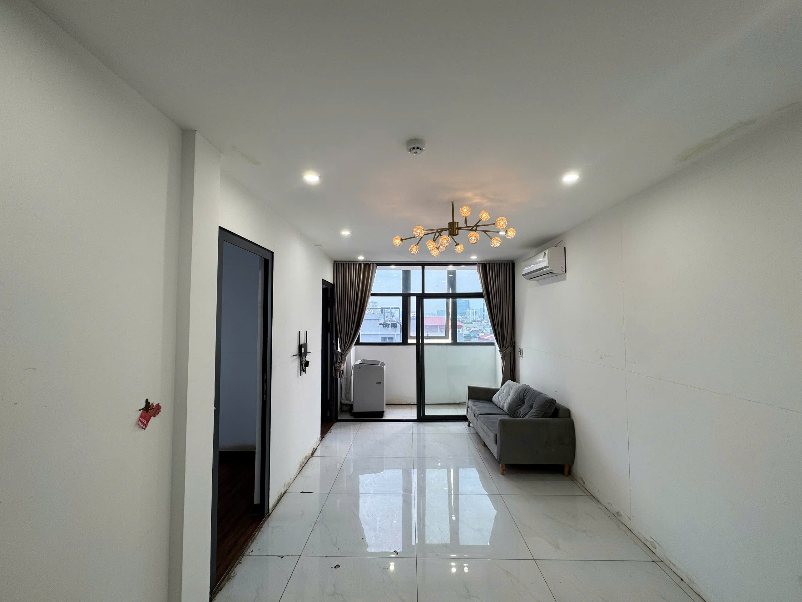 Căn hộ 2 Ngủ 1 Khách 50m2 tại Tầng 3 — ảnh 1