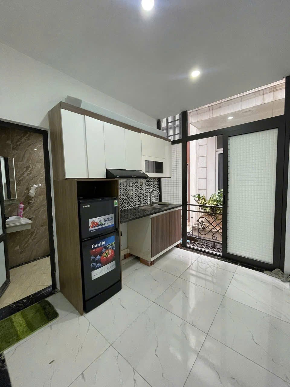 Căn hộ 2 Ngủ 1 Khách 50m2 tại Tầng 3 — ảnh 1