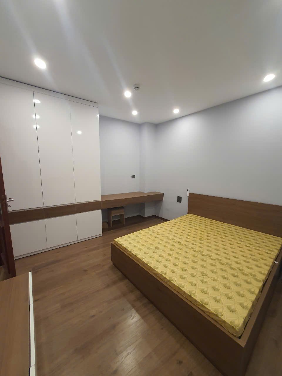 Căn hộ 1 Ngủ 1 Khách 40m2 tại Tầng 3 — ảnh 2