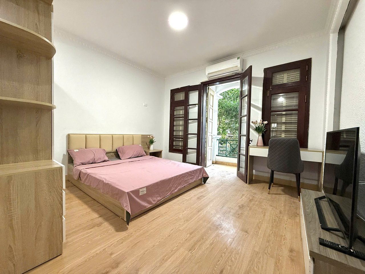 Căn hộ 2 Ngủ 1 Khách 50m2 tại Tầng 3 — ảnh 1