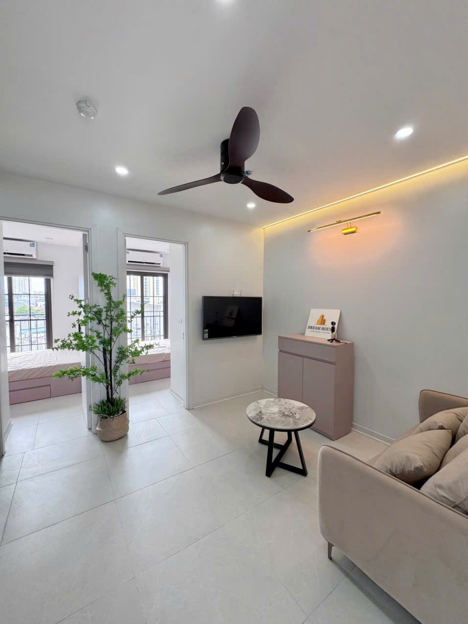 Căn hộ 2 Ngủ 1 Khách 50m2 tại Tầng 3 — ảnh 1