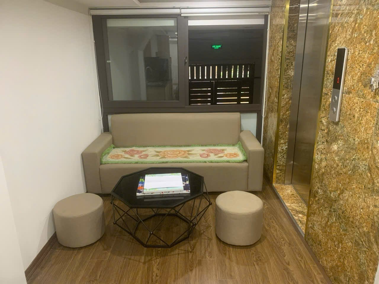Căn hộ 1 Ngủ 1 Khách 35m2 tại Tầng 1 — ảnh 1