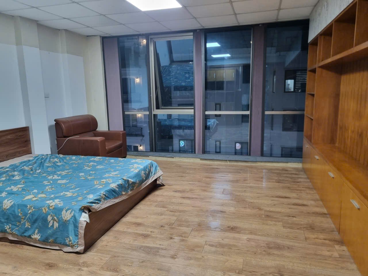 Căn hộ 3+ Ngủ 20m2 tại Tầng 4 — ảnh 2