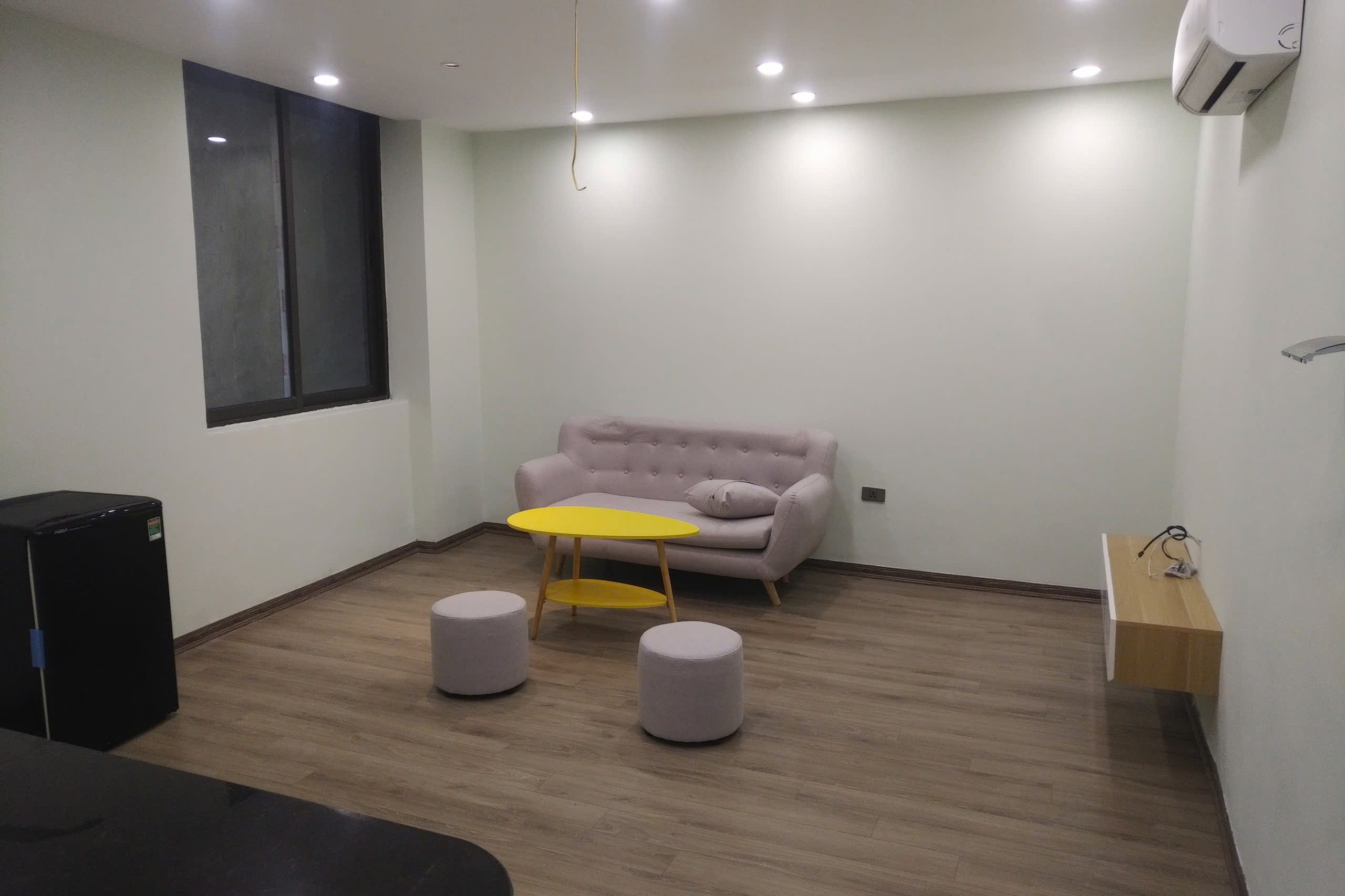 Căn hộ 1 Ngủ 1 Khách 40m2 tại Tầng 3 — ảnh 1