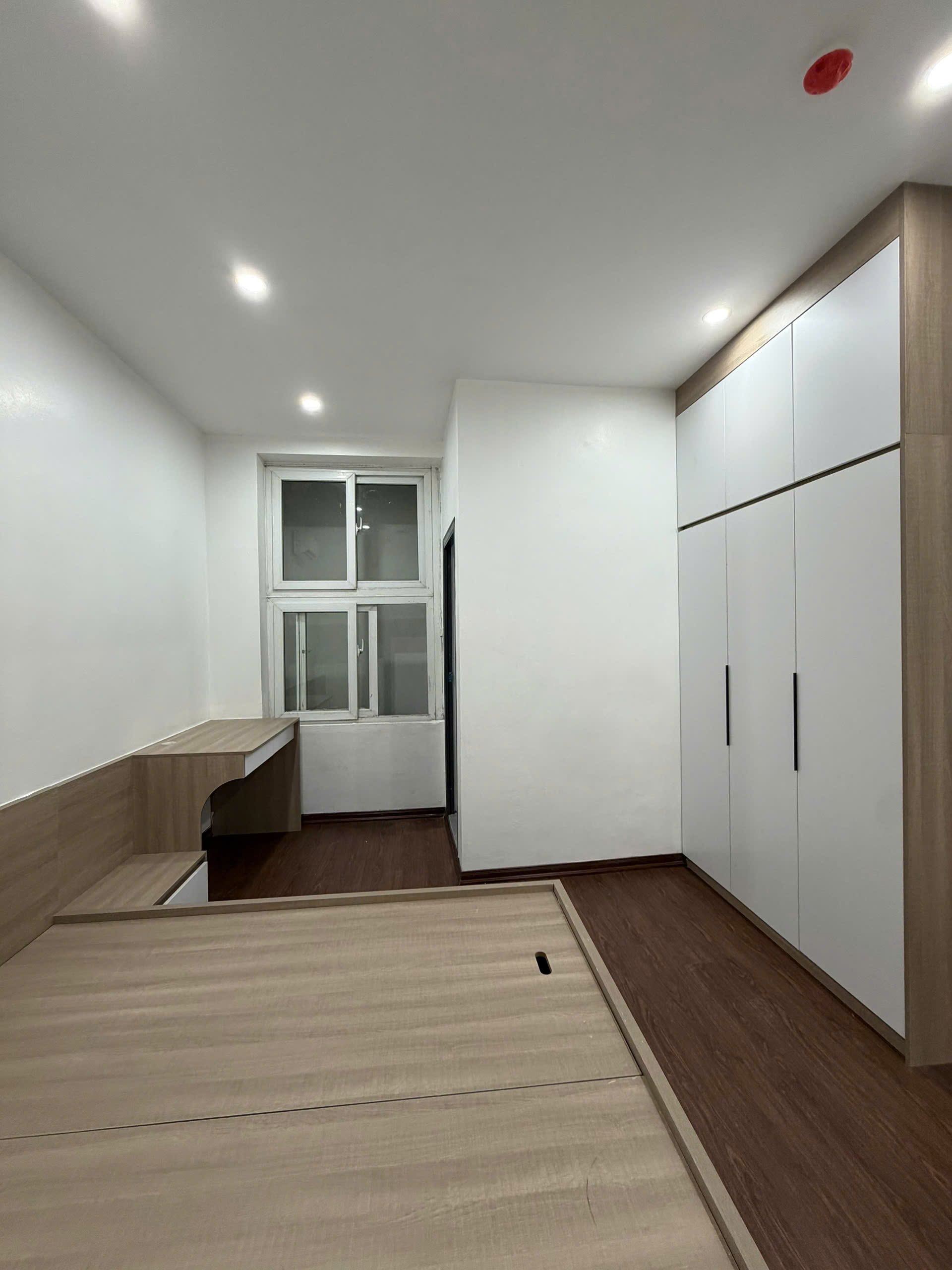 Căn hộ 1 Ngủ 1 Khách 50m2 tại Tầng 1 — ảnh 1
