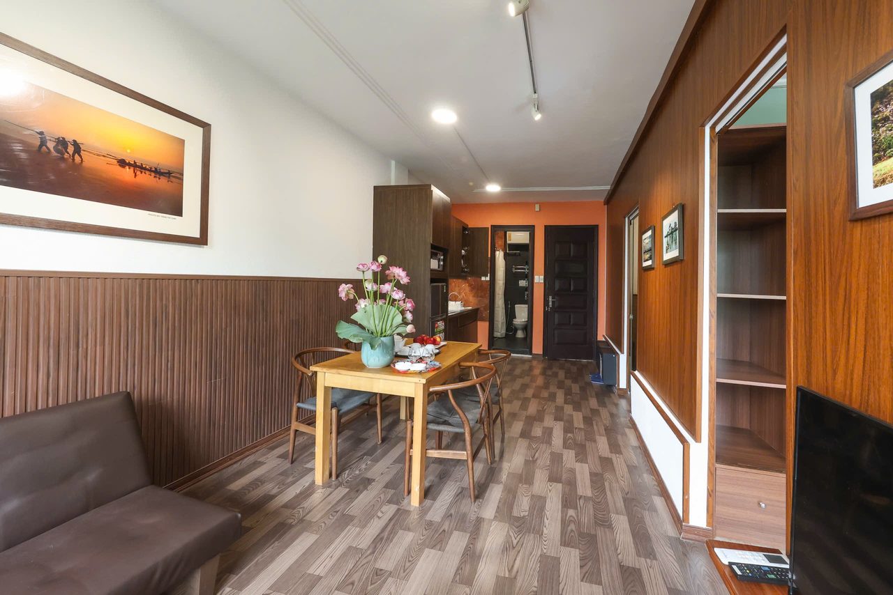 Căn hộ 2 Ngủ 1 Khách 80m2 tại Tầng 6 — ảnh 1