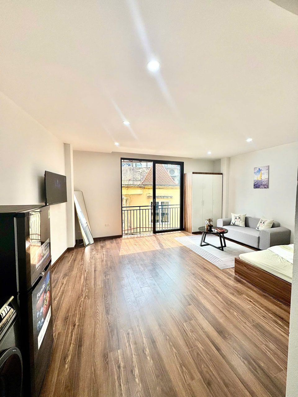 Căn hộ Studio 40m2 tại Tầng 3 — ảnh 1