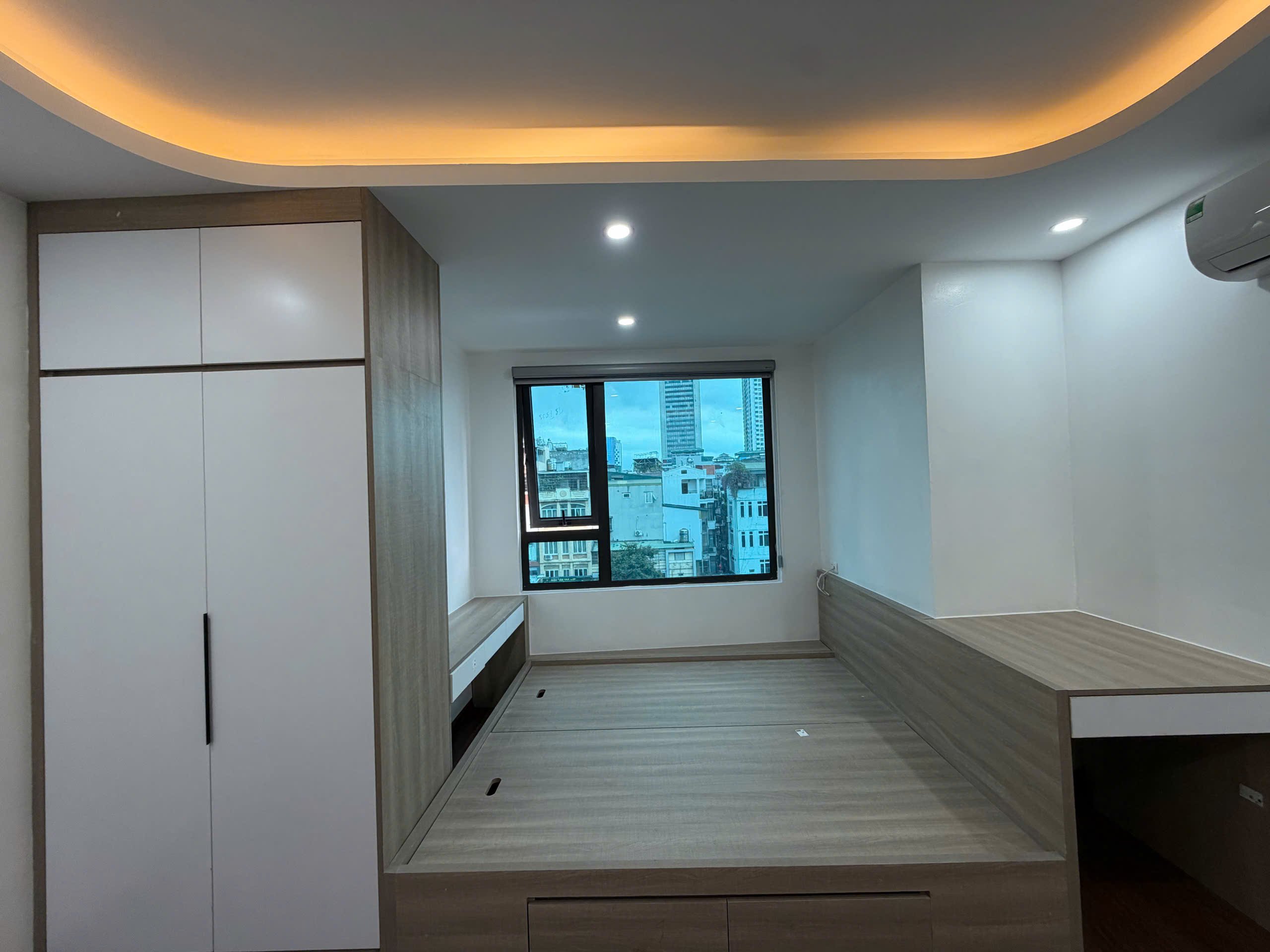 Căn hộ 1 Ngủ 1 Khách 40m2 tại Tầng 5 — ảnh 1