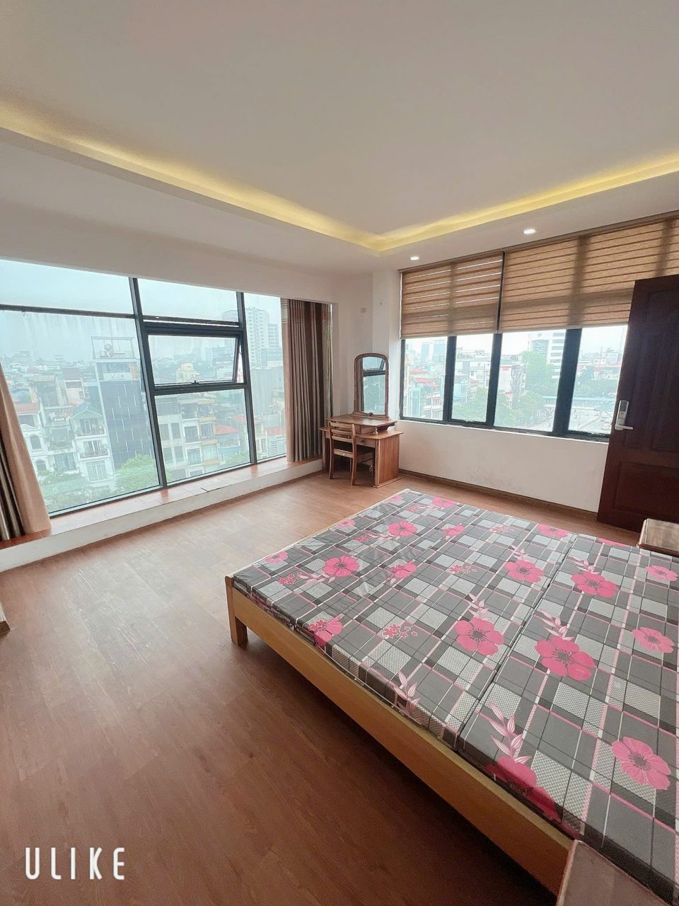 Căn hộ 1 Ngủ 1 Khách 55m2 tại Tầng 3 — ảnh 1