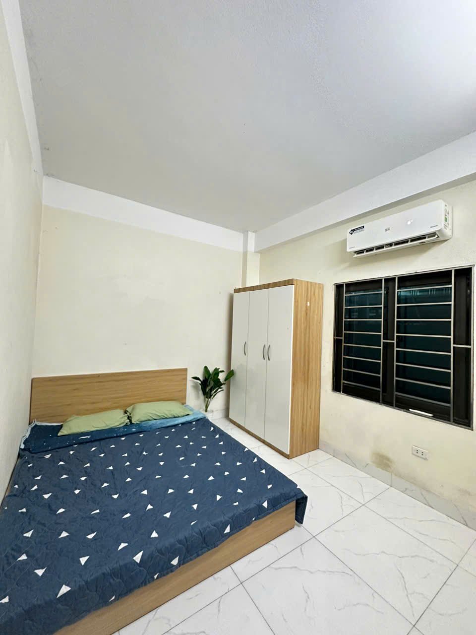 Căn hộ 2 Ngủ 1 Khách 50m2 tại Tầng 3 — ảnh 1