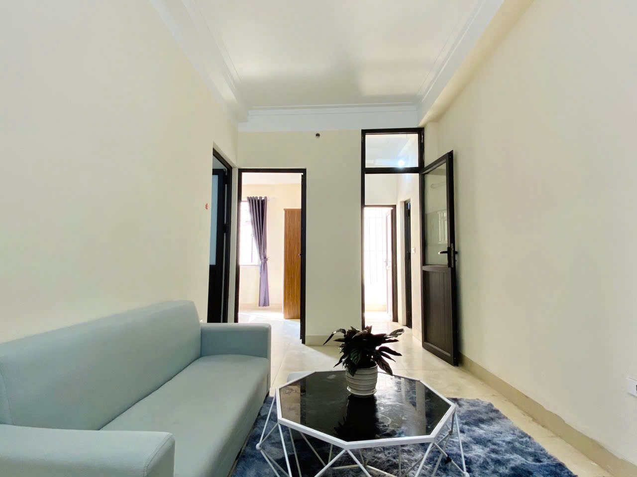 Căn hộ 2 Ngủ 1 Khách 50m2 tại Tầng 3 — ảnh 1