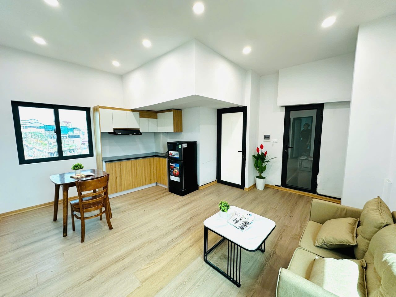 Căn hộ 2 Ngủ 1 Khách 45m2 tại Tầng 8 — ảnh 1