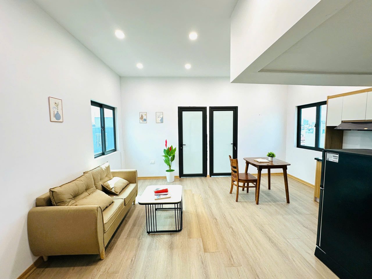Căn hộ 2 Ngủ 1 Khách 45m2 tại Tầng 8 — ảnh 2